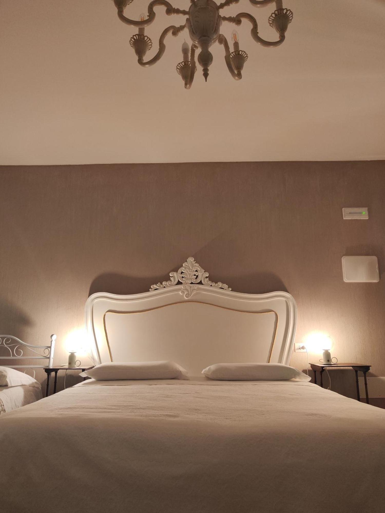 Garda Relais Antica Romelia Bed and Breakfast Montichiari Εξωτερικό φωτογραφία
