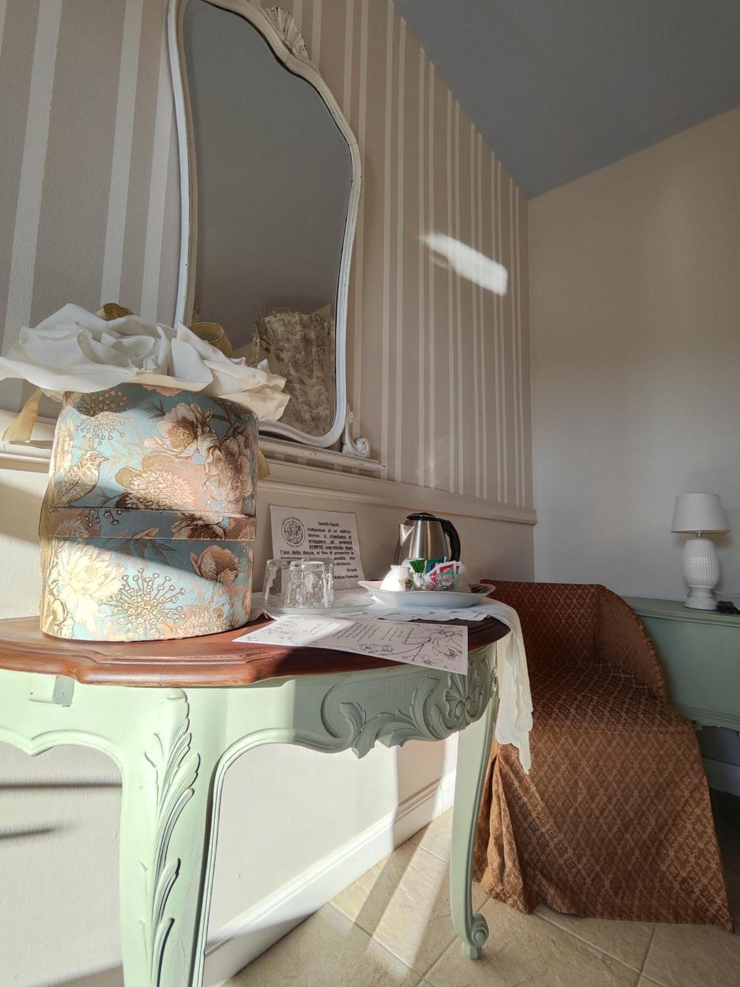 Garda Relais Antica Romelia Bed and Breakfast Montichiari Εξωτερικό φωτογραφία